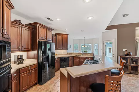 Kitchen - 1752 Campden Dr, Collierville, TN 38017 photo 2 of 3
