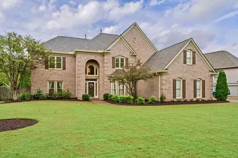 1752 Campden Dr, Collierville, TN 38017