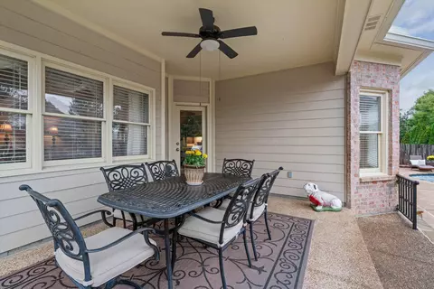 Exterior - 1752 Campden Dr, Collierville, TN 38017 photo 2 of 6