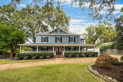 5030 Shady Grove Rd, Memphis, TN 38117