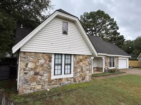 6164 Shadowfall Cv, Memphis, TN 38141 photo 2