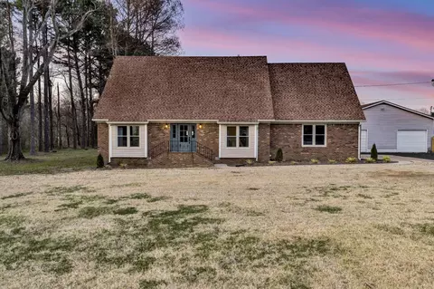 960 Poplar Acres Rd, Piperton, TN 38017