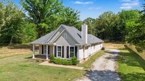 3290 Raleigh Lagrange Dr, Rossville, TN 38066