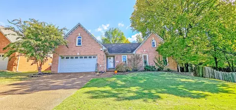 2450 Carroll Ridge Ln, Memphis, TN 38016