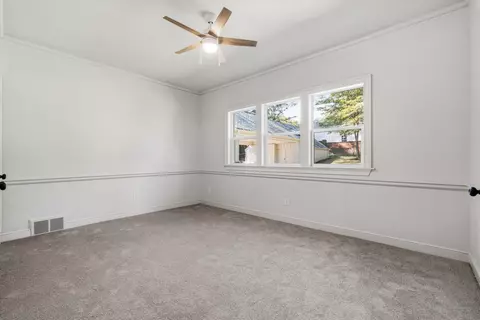 Bedroom - 159 Perkins Ext, Memphis, TN 38117 photo 5 of 7