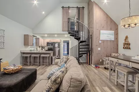 Entry Way - 25 Bogey Loop, Counce, TN 38326 photo 1 of 1