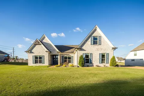 46 Walker Pkwy E, Atoka, TN 38004