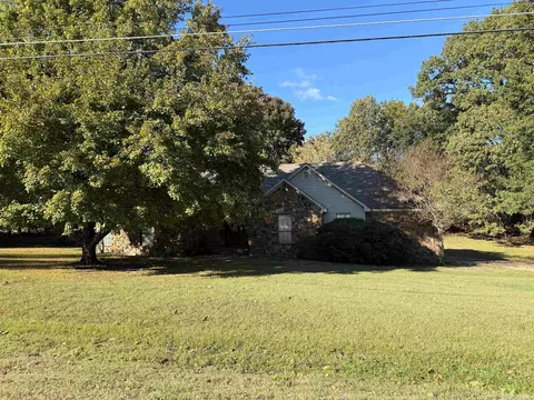 60 Lyndsey Dr, Brighton, TN 38011