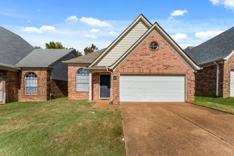 6840 Kamali Ave, Cordova, TN 38018