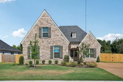110 Laurel Wood Ln, Oakland, TN 38060