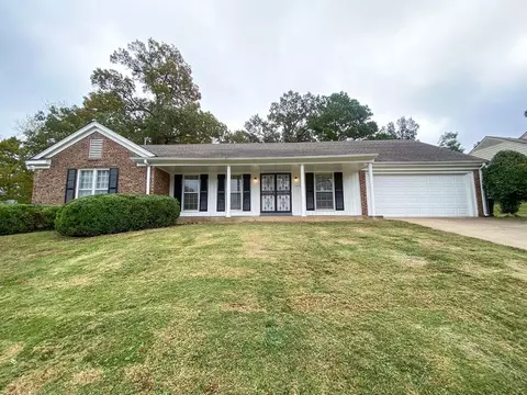 2756 Stage Park Dr, Memphis, TN 38134