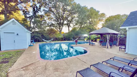623 Winford Dr, Collierville, TN 38017