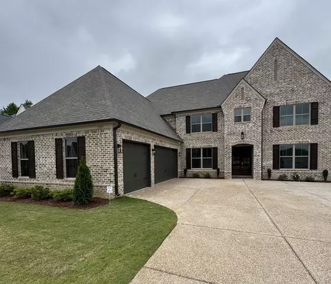 5383 Kaitlynn Rose Dr, Lakeland, TN 38002