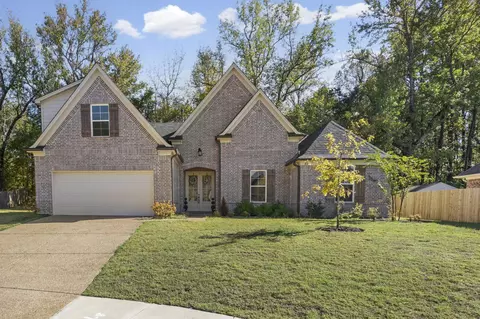 80 Betsy Valley Dr, Oakland, TN 38060