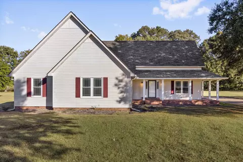 100 Holly Brooke Cv, Covington, TN 38019
