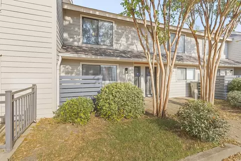 1806 Birch Post Cv #118, Germantown, TN 38138