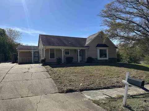 6463 Frosty Leaf Dr, Memphis, TN 38141