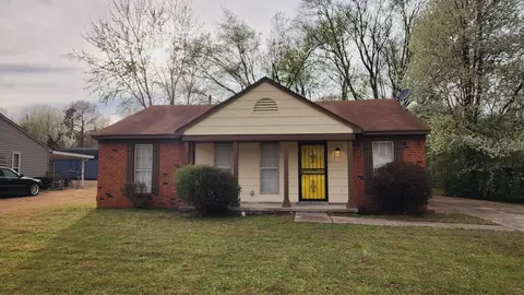 3675 Barberry St, Memphis, TN 38128