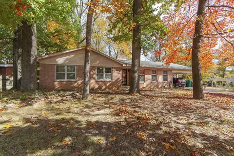286 Russell Rd, Jackson, TN 38301