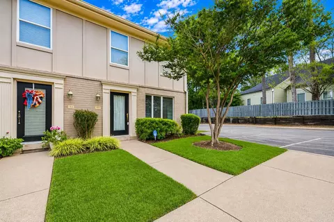 2240 W Germantown Sq, Germantown, TN 38138