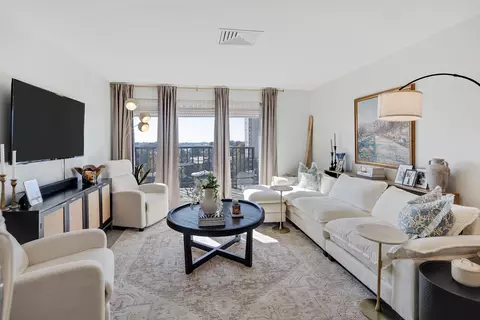 655 Riverside Dr #708A, Memphis, TN 38103