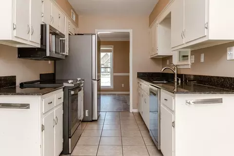 Kitchen - 3396 Venson Dr, Bartlett, TN 38135 photo 1 of 2