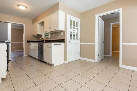 Entry Way - 3396 Venson Dr, Bartlett, TN 38135 photo 2 of 4