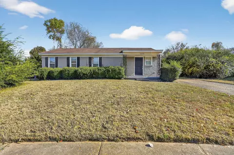 4360 Bluebell St, Memphis, TN 38109