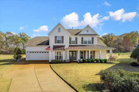 250 Lewis Fairway Cir, Oakland, TN 38060