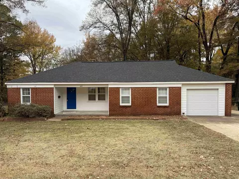 487 S Center St, Collierville, TN 38017