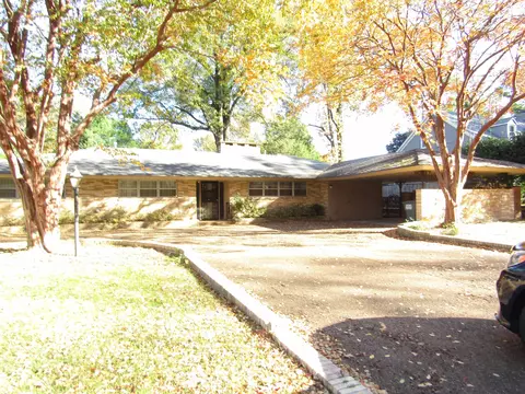 244 S Grove Park Rd, Memphis, TN 38117
