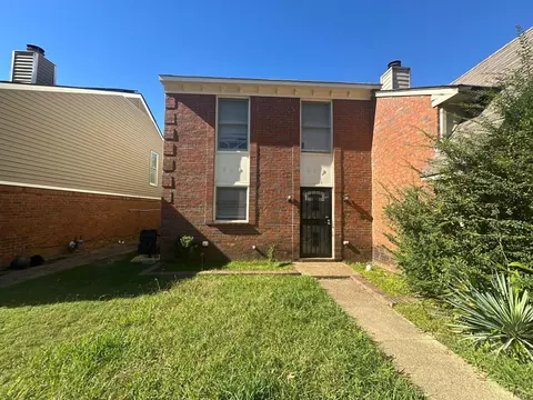 3725 Wax Myrtle Dr, Memphis, TN 38115