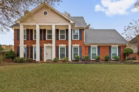 222 E Nolley Dr, Collierville, TN 38017
