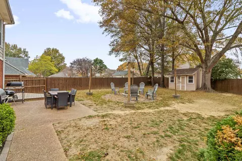 Exterior - 222 E Nolley Dr, Collierville, TN 38017 photo 2 of 3