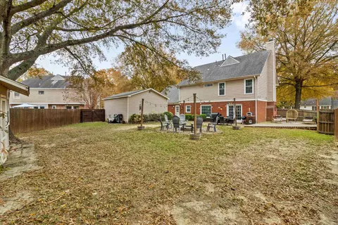 Exterior - 222 E Nolley Dr, Collierville, TN 38017 photo 3 of 3