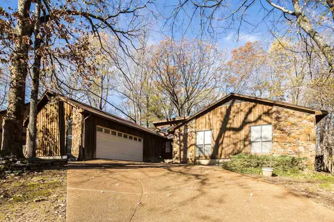 8480 Bergen Cv, Cordova, TN 38018