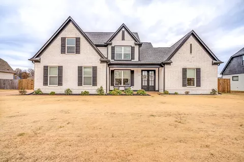 120 James Cv, Oakland, TN 38060