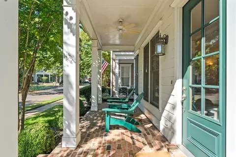 556 Rienzi Dr, Memphis, TN 38103