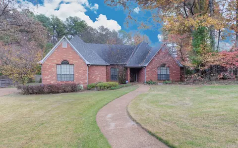 2358 Brannick Dr, Bartlett, TN 38134