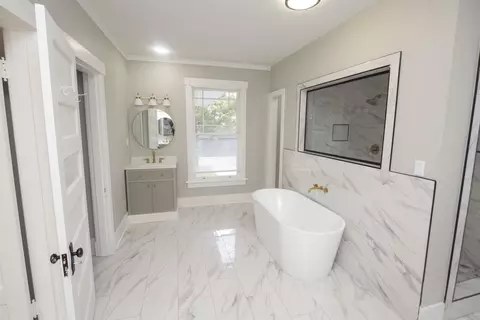 1930 Peabody Ave, Memphis, TN 38104