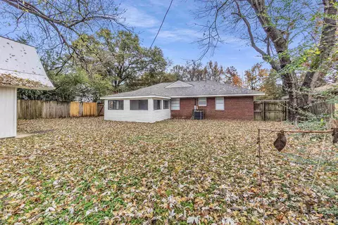Exterior - 5136 Rolling Fields Dr, Memphis, TN 38134 photo 3 of 3