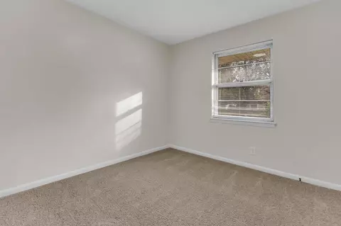 Bedroom - 5136 Rolling Fields Dr, Memphis, TN 38134 photo 3 of 3