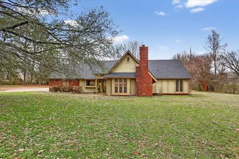 11412 Sycamore Farms Rd, Collierville, TN 38017