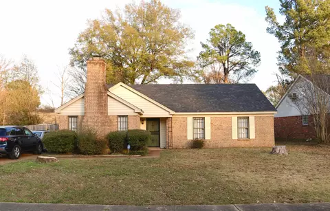 4418 Spring Park Dr, Memphis, TN 38141