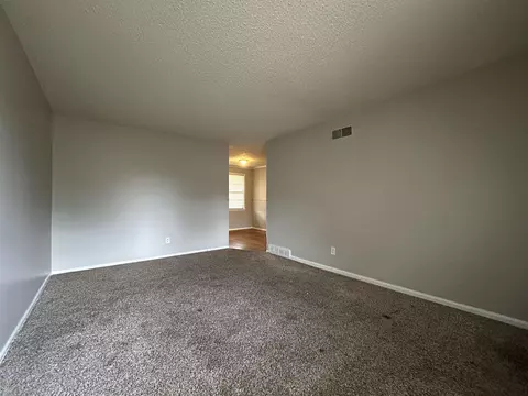 Living - 1809 Cherry Rd, Memphis, TN 38117 photo 1 of 3