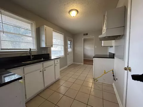 Kitchen - 1809 Cherry Rd, Memphis, TN 38117 photo 2 of 2