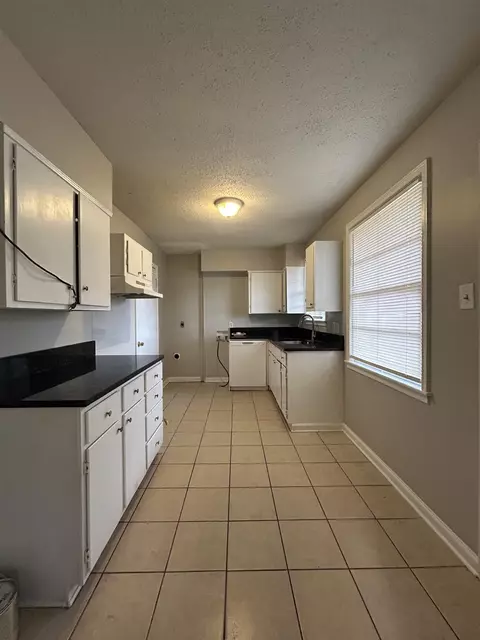 Kitchen - 1809 Cherry Rd, Memphis, TN 38117 photo 1 of 2