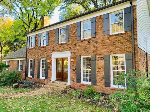 8105 Savannah Way, Germantown, TN 38138