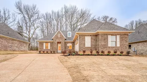 95 Tommie Valley Dr, Oakland, TN 38060