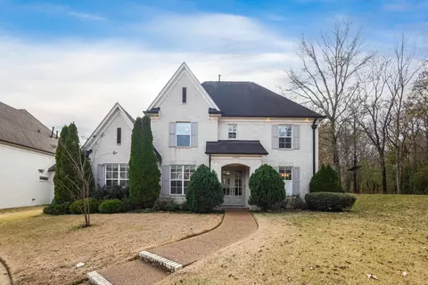 10187 Sprucewood Ct, Lakeland, TN 38002
